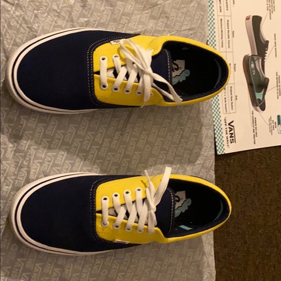 Keep It Comfy Vans : ComfyCush - Picture 2 of 4